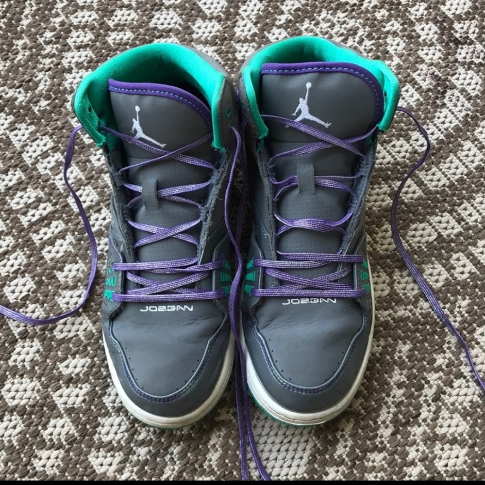 Jordan's Gray/Purple/Teal (371389-034) 6.5Y